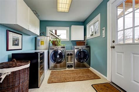 A serial killer is stalking local laundromats, murdering customers for their shoes. What Are the Best Laundry Room Paint Colors? - Paintzen