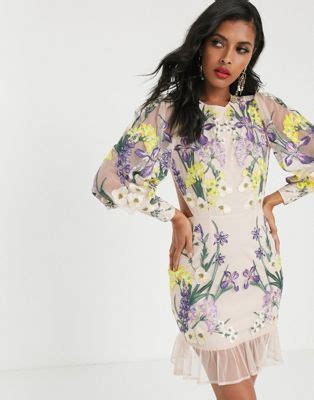 Tentu saja vidio yang dibuat oleh akun slimsantana juga berbau dewasa. ASOS EDITION blouson sleeve floral embroidered mini dress ...