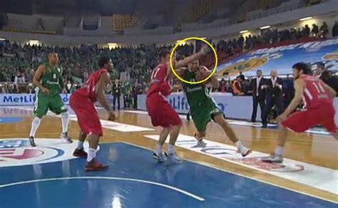 Ο παναθηναϊκός είναι σε θέση να περάσει στην μπαρτσελόνα, σύμφωνα με τον δημήτρη διαμαντίδη. mythrylos: Το κατεστημενο του Ελληνικου μπασκετ εν δραση...