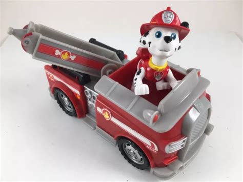 Paw Patrol Marshalls Fire Fightin Fire Truck Vehicle With Figure Spin