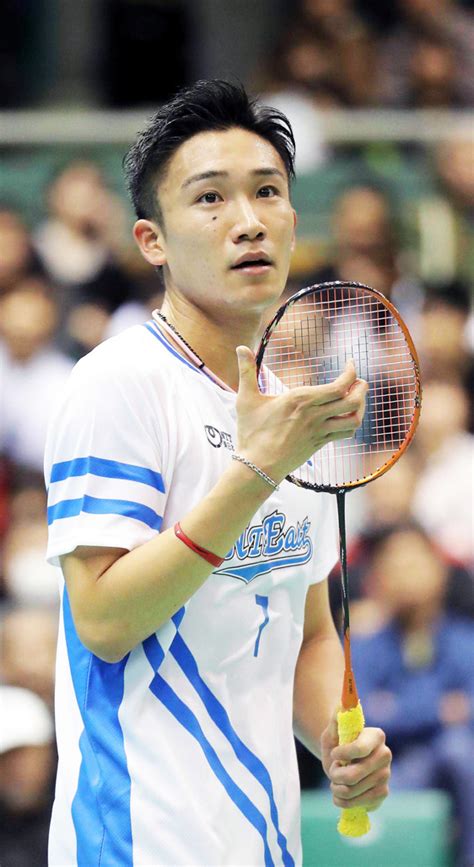 れ鼻骨を骨折したと伝えられました。※ バドミントン協会が桃田選手の怪我は「顎部裂傷 眉間部裂傷 唇裂傷 全身打撲」と発表。 鼻の骨折はないようです。 桃田賢斗さんが乗っていたワゴン車の運転手は死亡しており、車体にも激しい損傷がありました。 眼窩底骨折の桃田賢斗、交通事故後初めて語る…きょう午後4時 ...