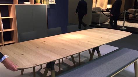 The tables you see here seat anywhere from 5 people to 8 people, with extensions that can seat an additional 12 people, allowing you to seat up to 14 people or more. Expandable Farm Table - Custom Expandable Farmhouse Table ...