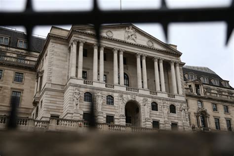 Bank of England Injects £100bn Into U.K. Economy