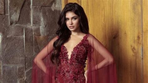Rabiya mateo was crowned miss universe philippines 2020 besting 40 other candidates to the title. Rabiya Mateo Biography, Height, Parents, Nationality ...