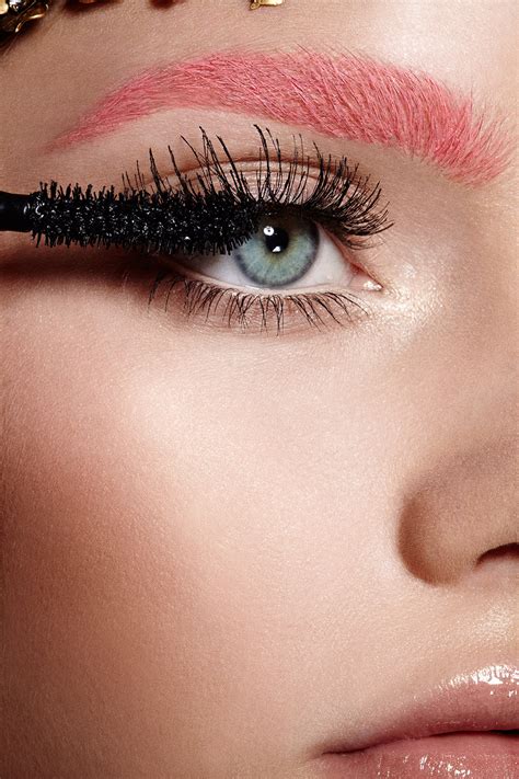 Maybelline Advertising Images With Refinery 29 Makeup Application Color