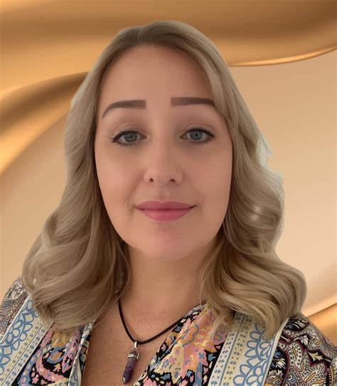 Titia 'Live Your Best Life Now' – Medium