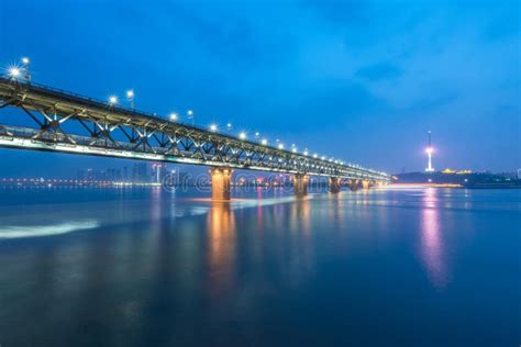 Wuhan Yangtze River Bridge During Nightwuhan Citychina Editorial