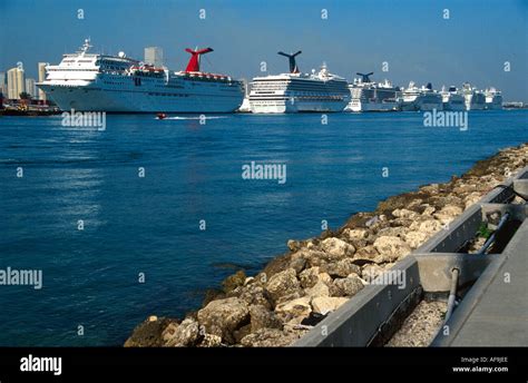 Worlds Busiest Cruise Ship Port Hi Res Stock Photography And Images Alamy