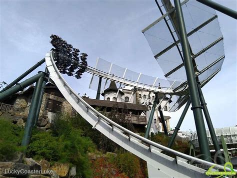Fahrgeschäft flug der dämonen in deinem abenteuerland im heidepark. Flug der Dämonen im Parkcheckpoint für Freizeitparks und ...