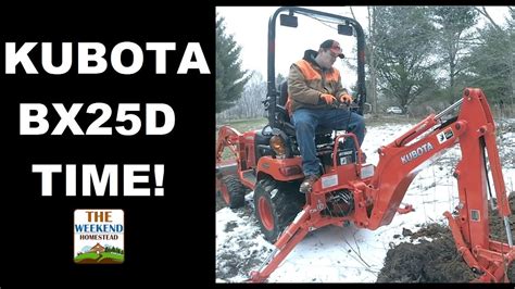 Kubota Bx25d Excavator In Action Youtube