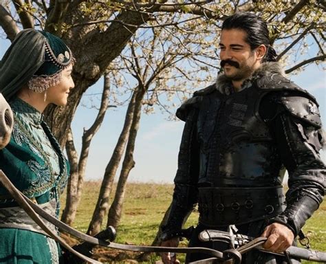 Ünlü şeyh edebali'nin kızı osman gazi'nin eşi bala hatun tarihte orhan bey'in annesi malhun hatun ile karıştırılıyor. #Osbal#KuruluşOsman in 2020 | Osman, Romantic couples, Photo