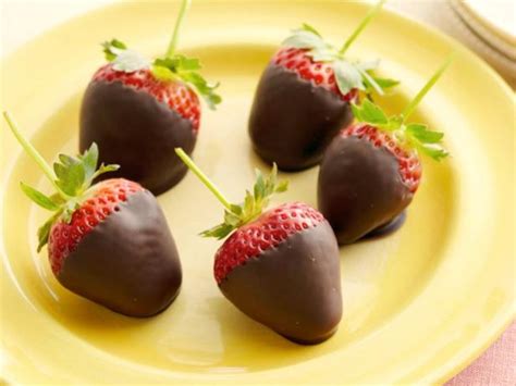 No matter what your age, birthday celebrations call for truly spectacular bakes. Healthy Snacks for birthday parties