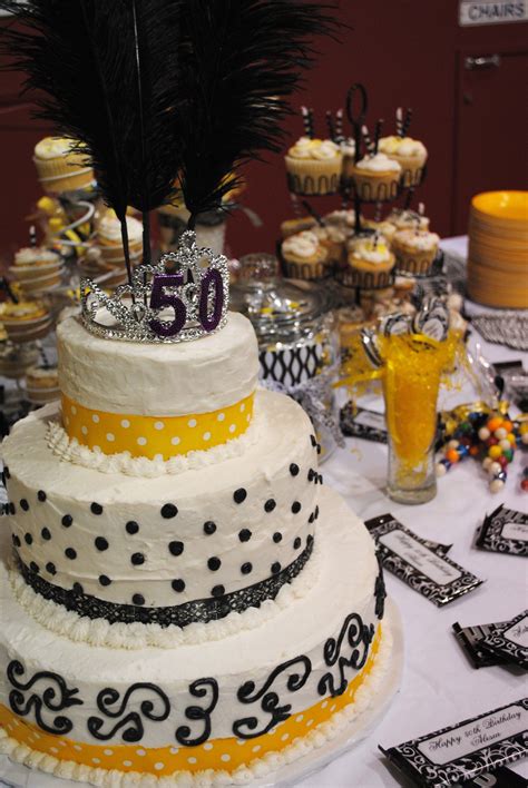 The 50th anniversary is the golden anniversary, so why shouldn't the 50th birthday be golden, too? 50th birthday party | Party Ideas | Pinterest