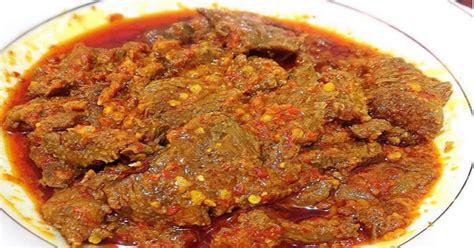 4.kecilkan api, masak sampai mengeluarkan minyak, tambahkan bumbu pelengkap. Cara Masak Rica Rica Daging Sapi - Masak Memasak