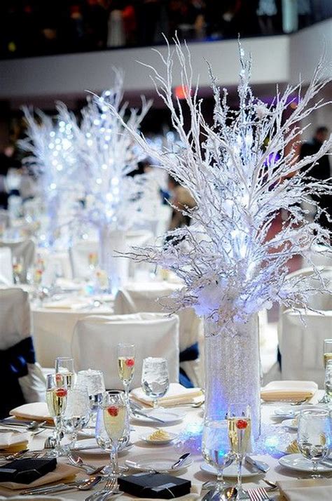 adorable winter wonderland wedding centerpiece ideas - EmmaLovesWeddings