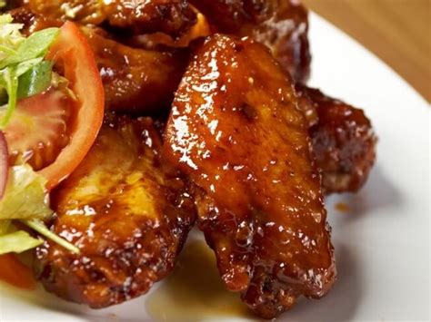 1/2 cup kraft hot 'n spicy wing barbecue sauce. A 5-star recipe for Sweet And Spicy Chicken Wings made in ...