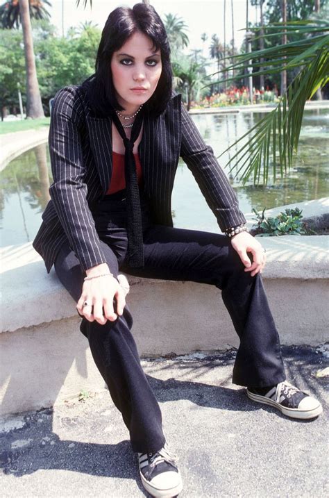 How To Recreate Joan Jetts Style Joan Jett Style Joan Jett Style