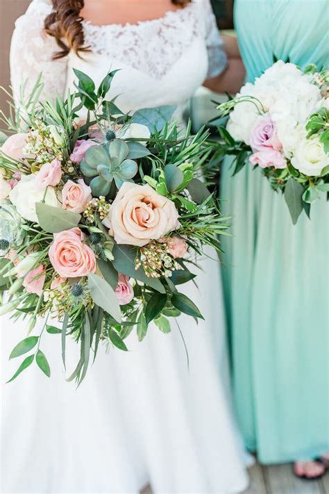 Bride with neon hair at the unique. Mint and Greenery Wedding | Wedding mint green, Flower ...