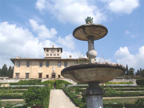 Keress munkát az összes magyar állásportálról a jooble weboldalán! Il giardino di Villa Petraia, Firenze | Bird bath, Outdoor ...
