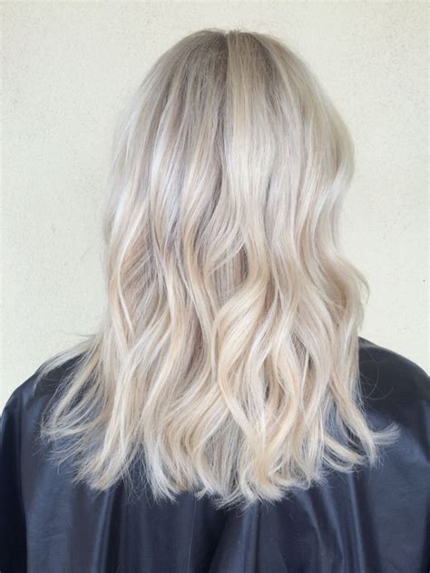 How To Get The Platinum Blonde Hair Of Your Dreams Icy Blonde Hair