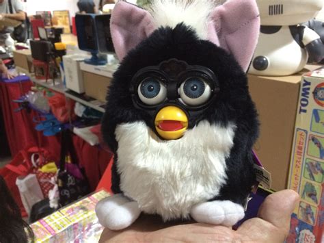 Found The Amazing 1st Generation Furby In A Flea Market New In The Box