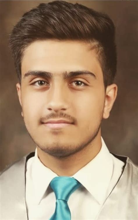 لپ تاپ ها هم مانند سایر وسایل به سرعت کثیف می شوند و گرد و غبار روی آنها می نشیند.خاک گرفتن روی فن لپ تاپ ممکن است مانع کارکرد درست آن و خنک نشدن لپ تاپ شود. عبدالرحمن القيسي .. مبارك النجاح | أخبار الناس | وكالة ...