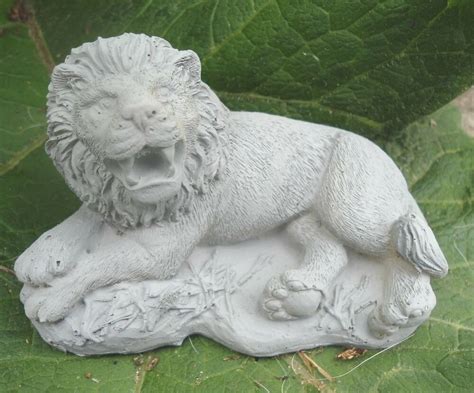 Latex small laying lion mold plaster cement casting garden mould | eBay