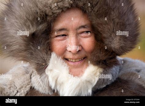 Greenland Traditional Dress Hi Res Stock Photography And Images Alamy