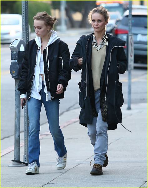 Lily Rose Depp Shops With Mom Vanessa Paradis Photo Lily