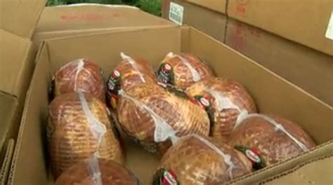 brookshire s donates hundreds of hams to nwla food bank