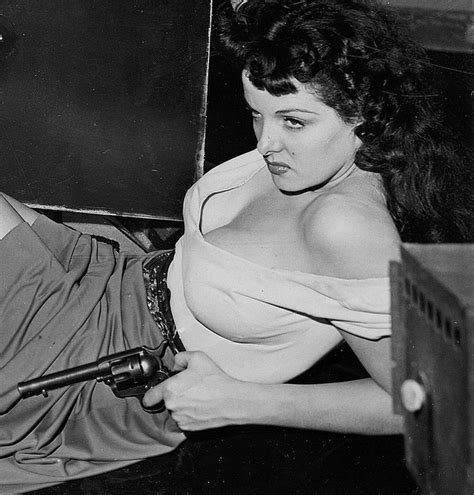 Naked Jane Russell In The Outlaw