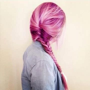 Here are 10 hairstyles for you to try! 8 Eye-catching Pink Hairstyles for 2014 - Pretty Designs