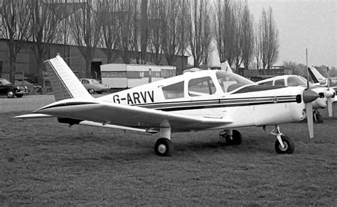 Aviation Photographs Of Piper Pa Cherokee Abpic