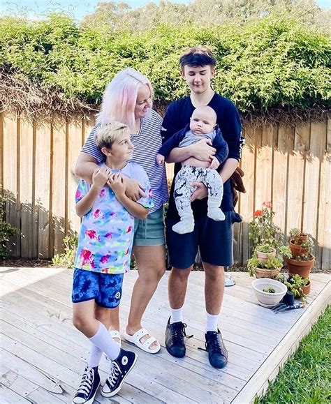 Older Kids Wearing Diapers Stories | Kids Matttroy