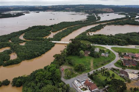 Paraná Tem 13 Municípios Em Situação De Emergência E Estado Atende Famílias Afetadas Agência