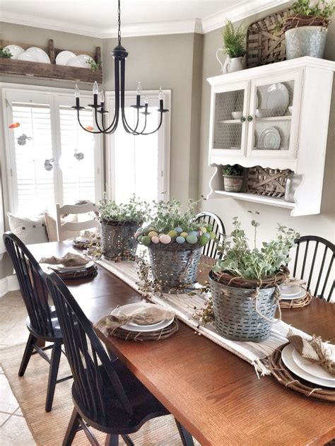 Stunning 40 Lasting Farmhouse Dining Room Table And Decorating Ideas