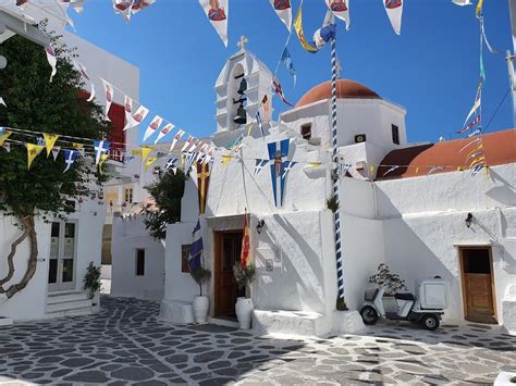 Mykonos Vs Santorini Which Greek Island Might Be Best For You