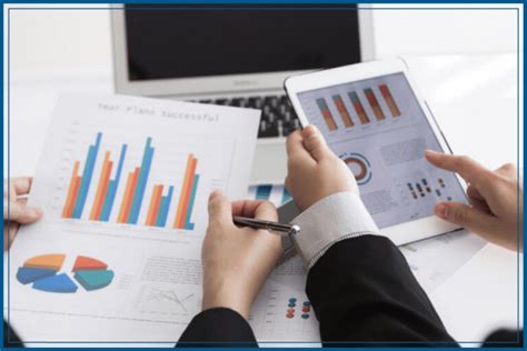 Berbeda dengan penelitian kuantitatif yang berbasis pada perhitungan angka dan statistika, penelitian kualitatif memiliki dasar deskriptif guna memahami suatu. Belajar Pengertian Metode Penelitian Kuantitatif Tujuan dan Jenisnya