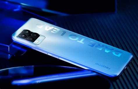 Features 6.4″ display, snapdragon 720g chipset, 4500 mah battery, 128 gb storage, 8 gb ram. Realme 8 Pro officieel: betaalbare smartphone met 108 ...