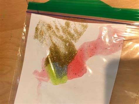 Creating Glitter Art In A Ziploc Bag Thriftyfun