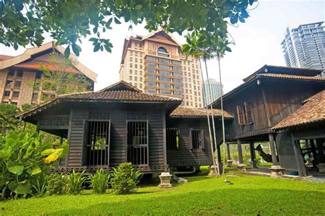  zon selatan dipertanggungjawabkan menjaga 6 kawasan parlimen iaitu. Harga Tiket Rumah Penghulu Abu Seman Utk 2021 & Peta Ke Sini