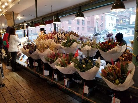 Data on sales largely disappeared after the february 1637 collapse in prices, but a few other data points on bulb prices after tulip mania show that bulbs continued to lose value for decades. Flowers at Pike Place Market