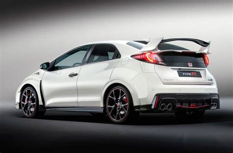 The Motoring World The Honda Civic Type R Takes The Hot Hatch Award At