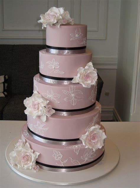 Designer Cakes By Effie Wedding Cakes Wheelers Hill Easy Weddings