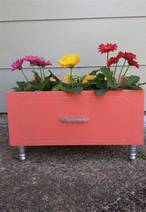 Upcycled Drawer Into Planter Garden Crafts Planters Garden Art