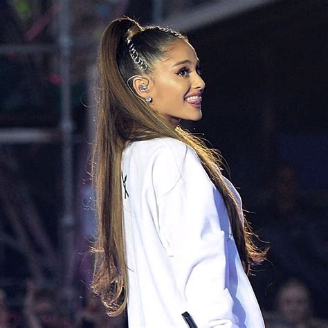 Aggregate More Than 84 Ariana Grande Hairstyles Ponytail Ineteachers
