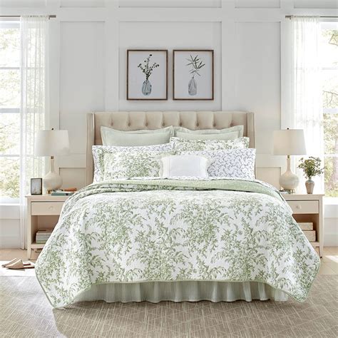 Laura Ashley King Quilt Set Reversible Cotton Bedding