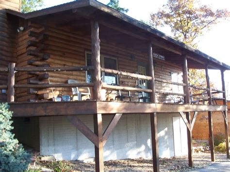 Save quaint cedar shake cottage. -Lonesome Dove Log Cabins--Nightly Rentals--Branson ...