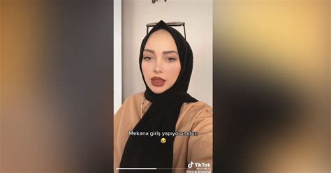 sosyal medya fenomeni esra rabia Ünal başörtüsünün altına transparan bir elbise giydi tangasına