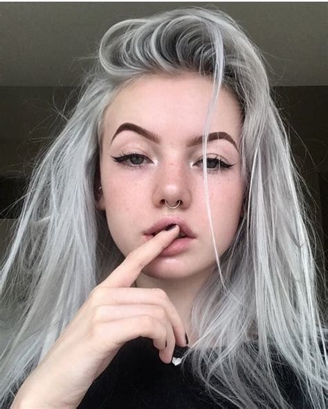 Hair Beauty Natural Eye Makeup Grunge Hair Tumblr Girls Green Hair